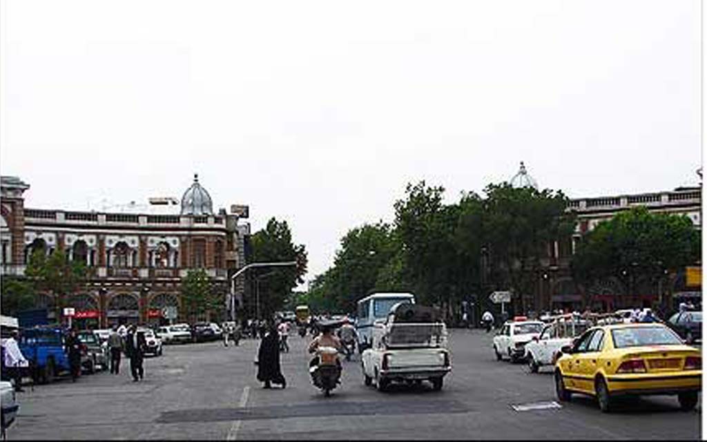 5 - میدان حسن آباد .jpg