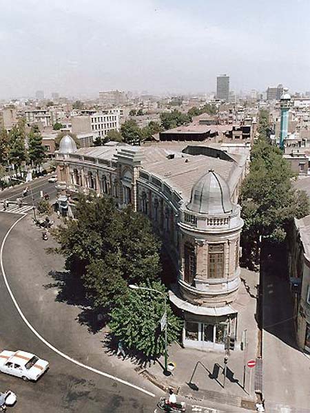 6 - میدان حسن آباد.jpg