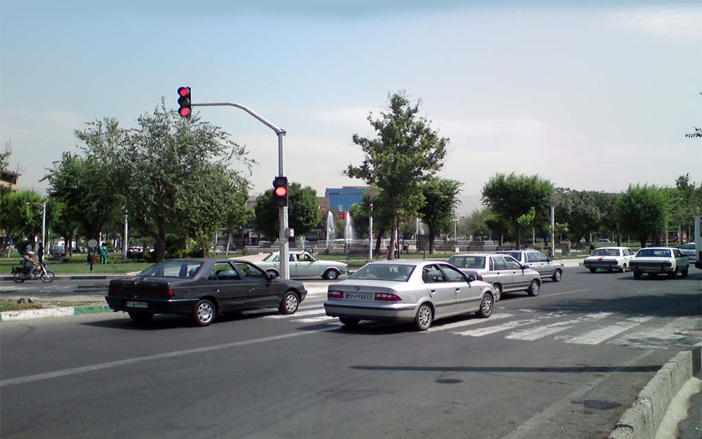 12 - میدان پروین سال 1390 - ghotbi 36.jpg